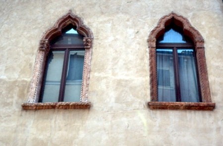 finestre d'epoca