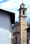 Brentino Belluno - scorcio paese con chiesa