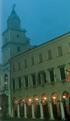facciata del duomo di Modena  (13)
