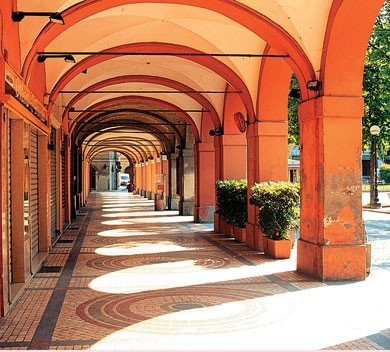 portici di Piazza Duomo a Piacenza