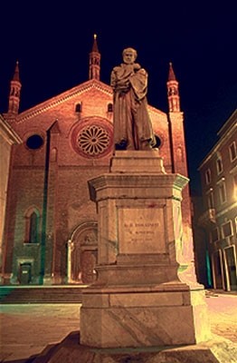 statua di Romagnosi e chiesa di San Francesco
