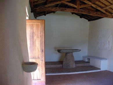 interno della chiesa campestre di Sant'Efisio a Talana in Sardegna