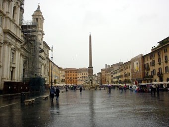 Piazza Navona e obelisco a Roma
