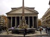 Monumenti romani: obelisco e Pantheon