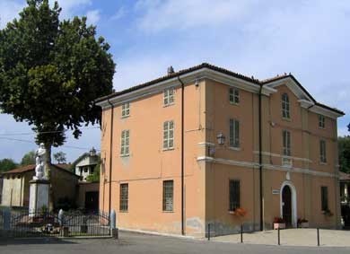 il municipio di Piozzano