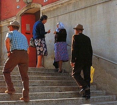 scalinata-del-Municipio-di-Bettola